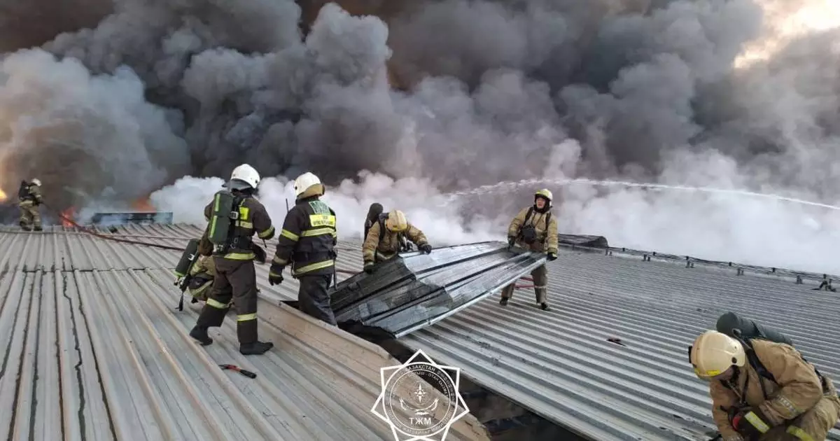  Алматыдағы қоймада ірі өрт болды 