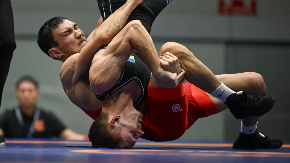 Двое казахстанских борцов вольного стиля вышли в финалы Сурдлимпиады в Токио