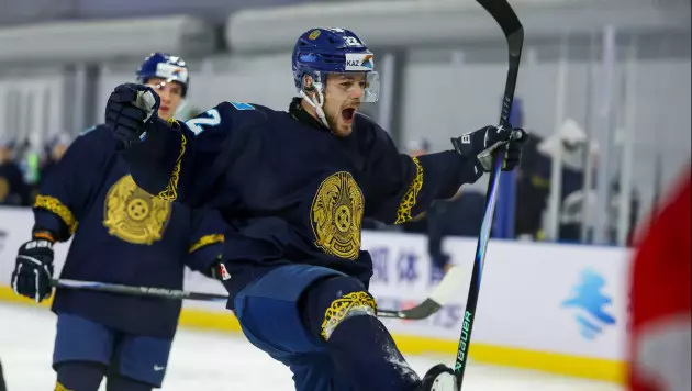 Сборная Казахстана стала двукратным чемпионом Азии по хоккею