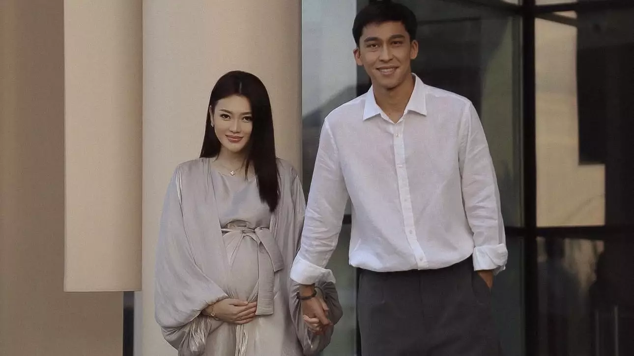 Ерке Есмахан мен Raim қуанышты жаңалықтармен бөлісті 