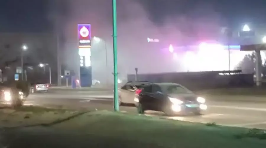 Ақтауда жанармай құю станциясының қасында көлік өртенді