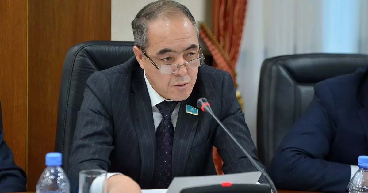  БҚО тұрғыны Тоқаевқа жүгініп, облыс әкімін сотқа бермек 