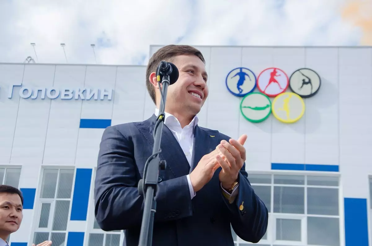 Токаев поздравил Геннадия Головкина с избранием главой World Boxing