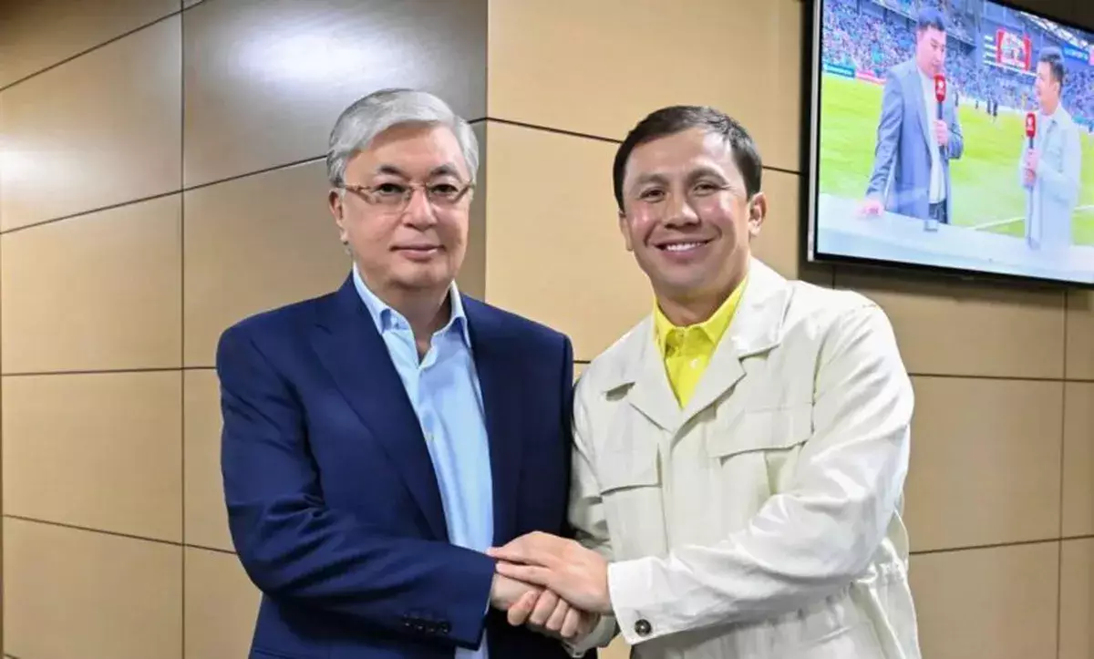 Тоқаев Головкинді құттықтады