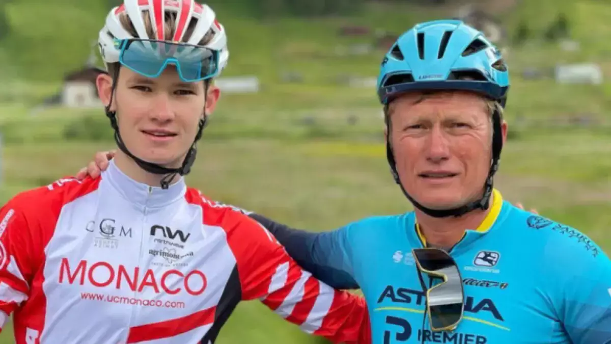 Олимпиада чемпионы Александр Винокуров ұлын басшылық қызметке кіргізді