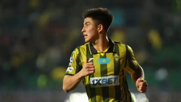 Кто талантливее? Дастана Сатпаева сравнили с Абдукодиром Хусановым