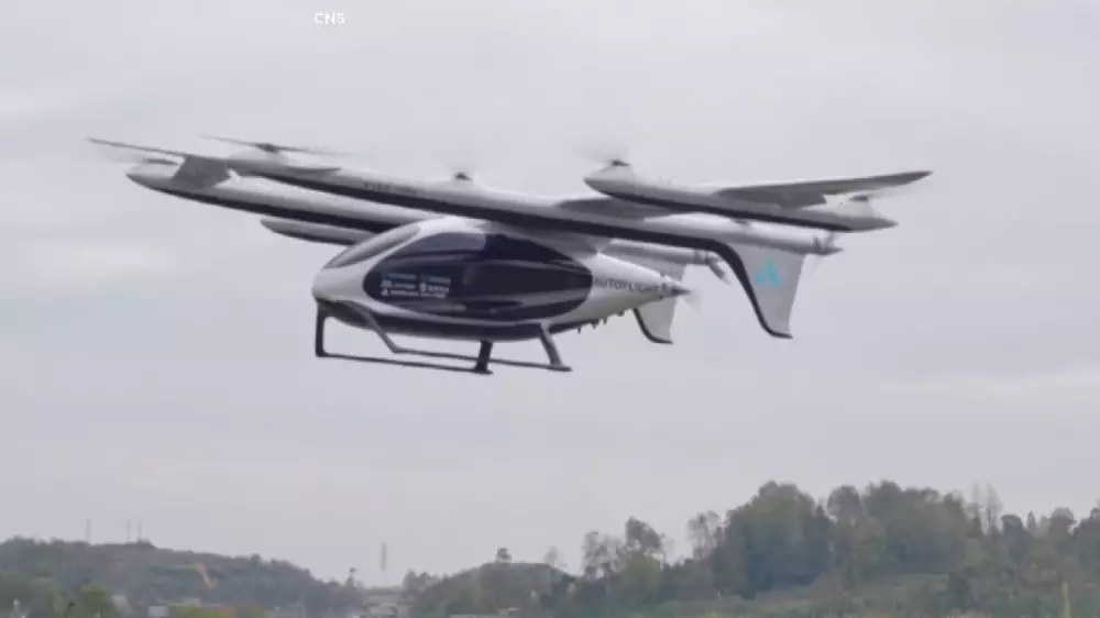 В Китае испытали двухтонный электрический грузовой самолёт