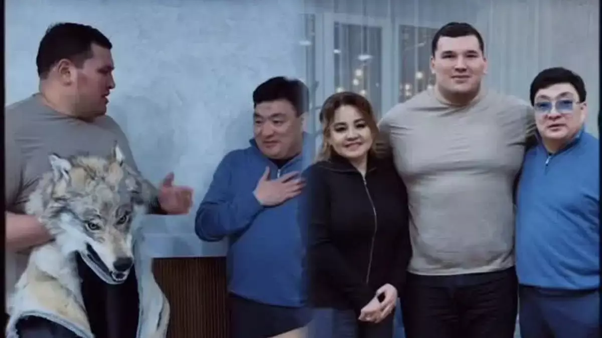 «Қазақстан барысы» әнші Тоқтар Серіковке ерекше сыйлық жасады