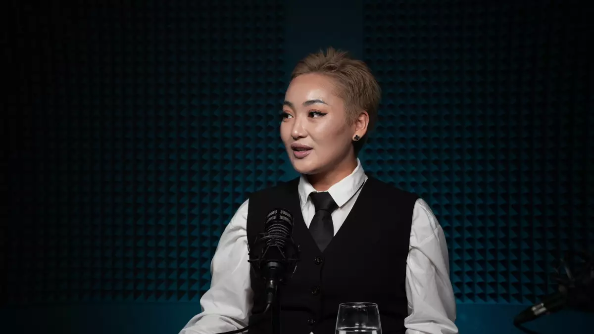 1 миллион тенге в месяц на бизнес такси: история женщины-водителя Шолпан Нуралиевой