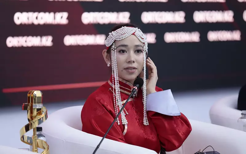 Певица из Монголии завоевала Гран-при международного конкурса в Казахстане.