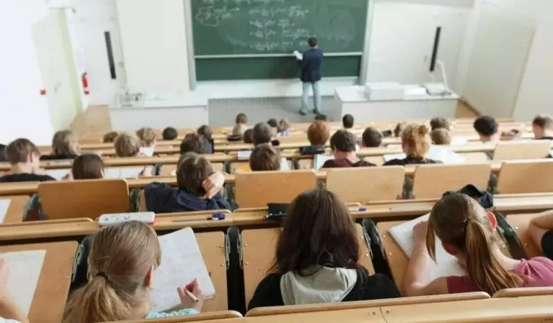 Россия призывает казахстанцев учиться в своих вузах