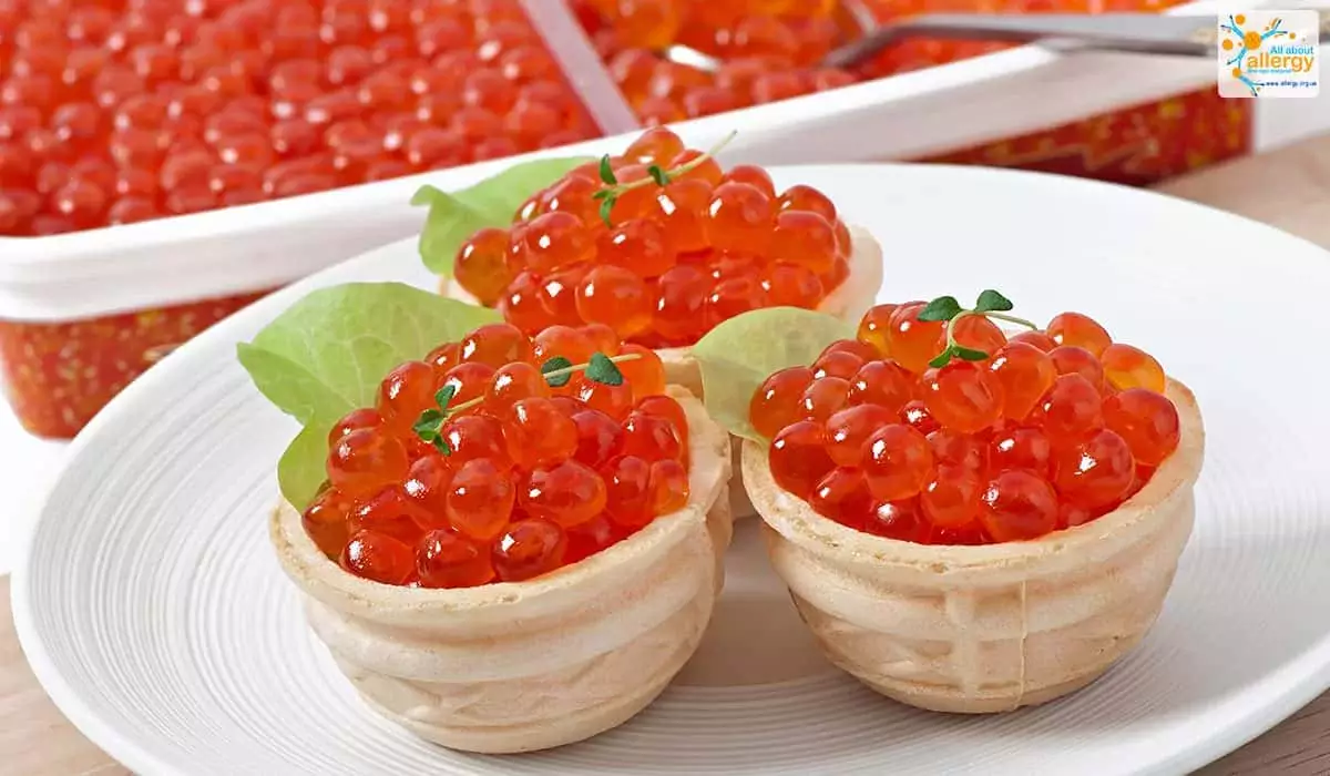 Икра со скидкой: перед Новым годом активизировались мошенники