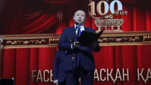Ғасырға басқан қадам: Әкемтеатр 100-ші маусымын ашты