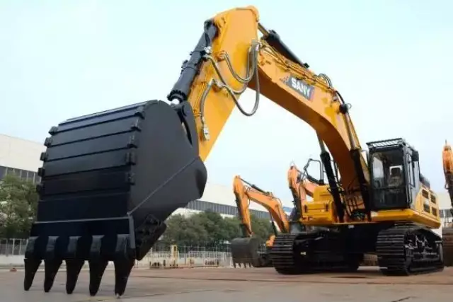 «Оқиға орнында мерт болды»: Екібастұзда экскаватормен жұмыс кезінде қайғылы жайт орын алды