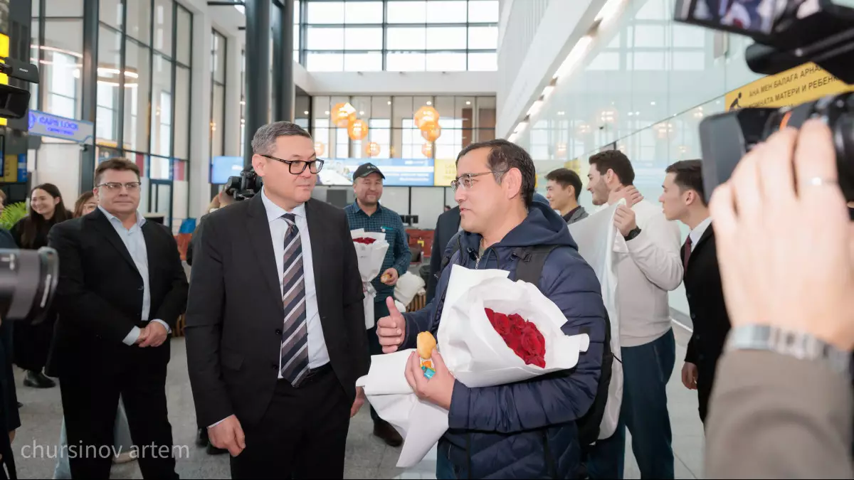 Ауғанстанға көмекке барған қазақстандық дәрігерлер елге оралды