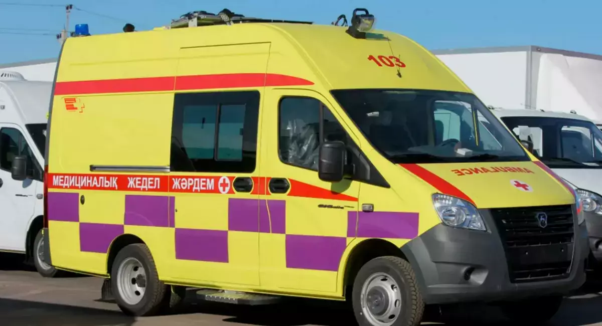 Инцидент с «брошенным больным» на улице: что заявили власти Казахстана - новости на Lada.kz 24.11.2025