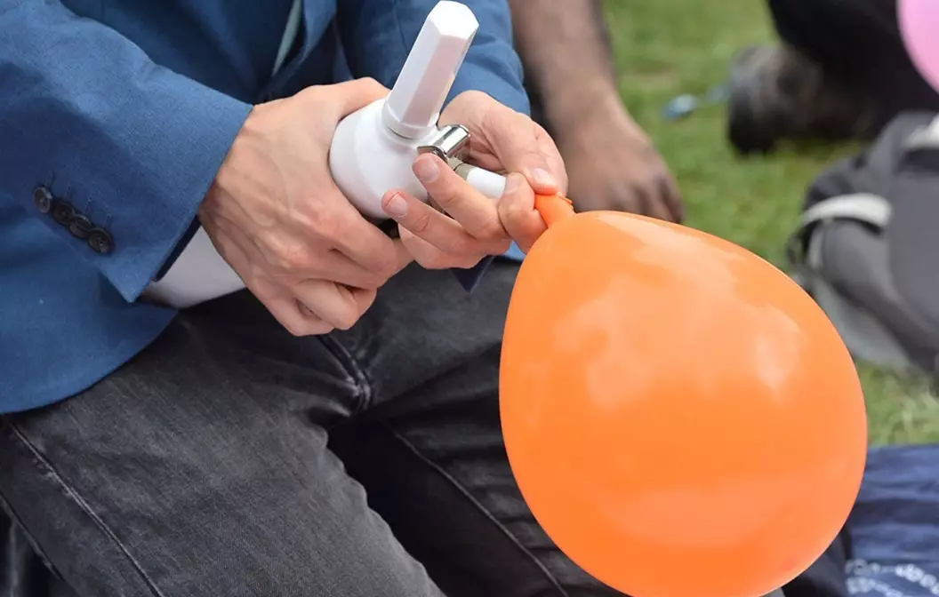 Вдыханием подростками «карбика» обеспокоены в минпросвете Казахстан