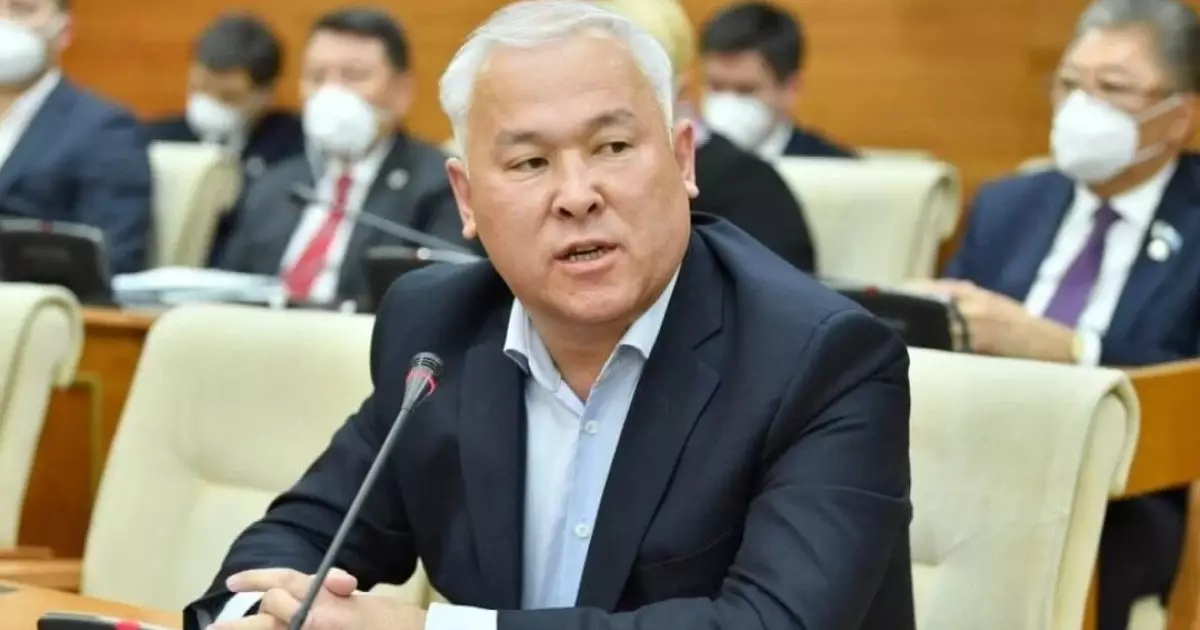  `4 мыңнан астам ата-анадан жиналған 1-2,5 млн жоғалып кеткен`: Депутат Tesla Education оқу орталығын алаяқтық жасады деп айыптады 