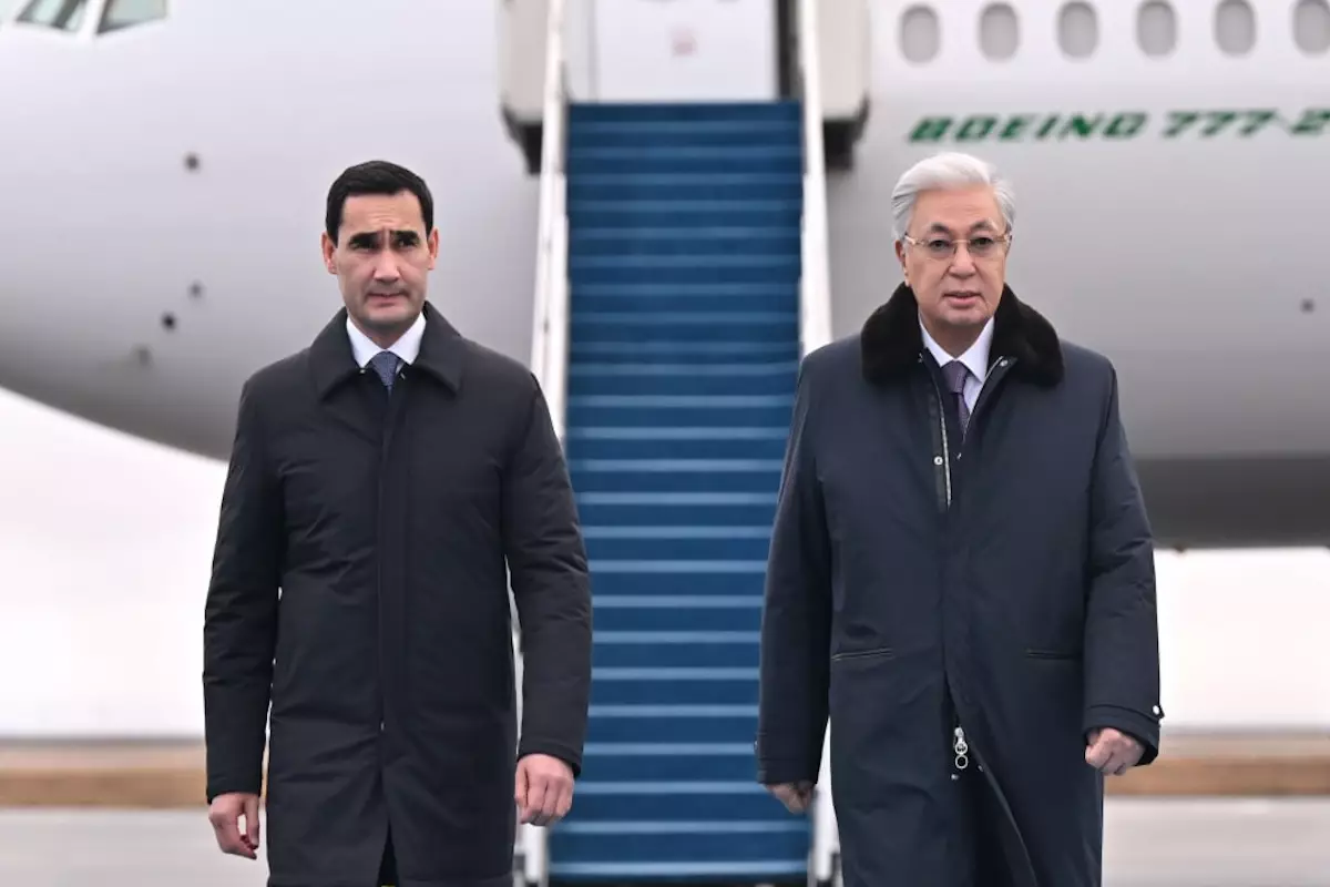 Президент Туркменистана прибыл в Казахстан с государственным визитом