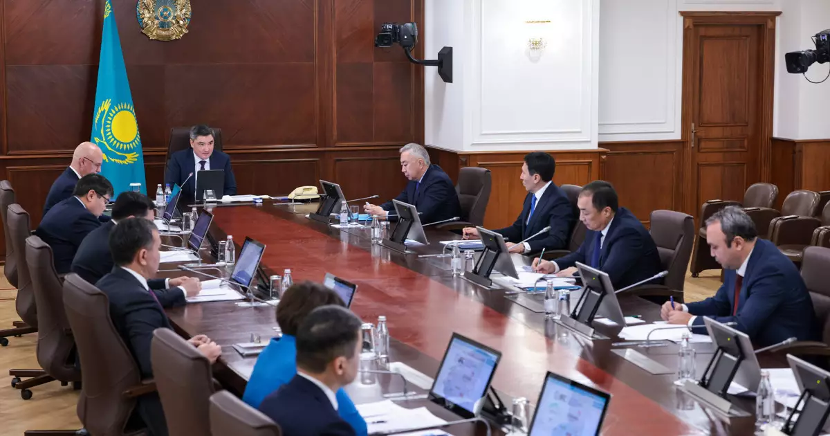   Үкімет басшысы авиация мен автожол саласын дамыту мәселелері бойынша кеңес өткізді   