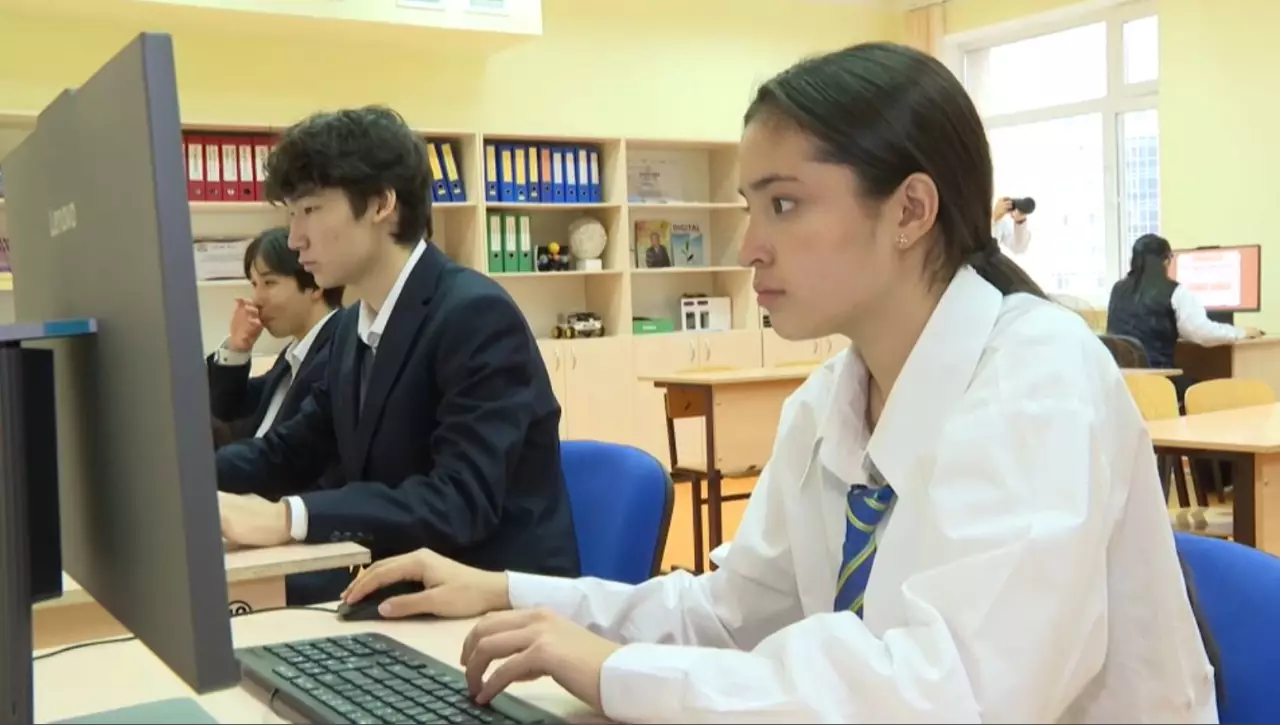 Астанада «Qarzhy Sagshysy» ойыны таныстырылды