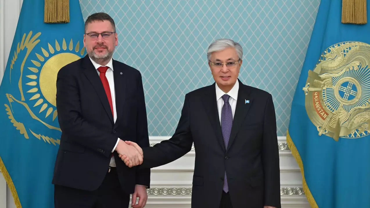 Тоқаев Еуропа Одағының Орталық Азия жөніндегі арнайы өкілі Эдуардс Стипрайсты қабылдады