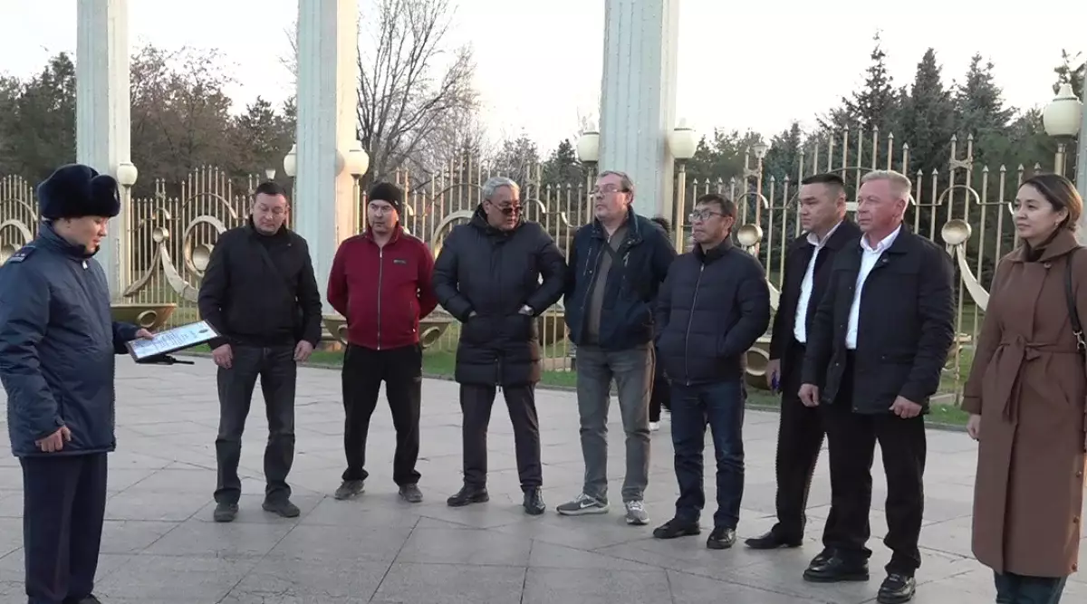 Образцовый водитель: алматинских таксистов наградили за безупречное вождение