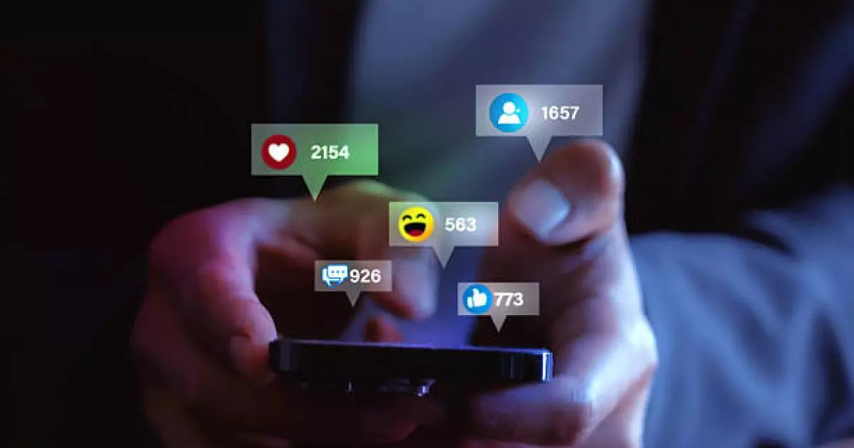  `Опасыздықтың бір түрі`: Түркия соты басқа әйелдерге `лайк` басқан ер адамға жаза кесті 