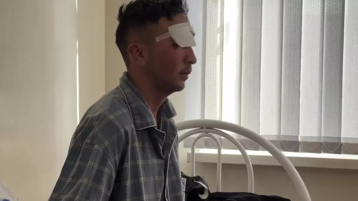 Жамбыл облысында әскери қызметкер басына бөтелке жарам деп жанарынан айырылды