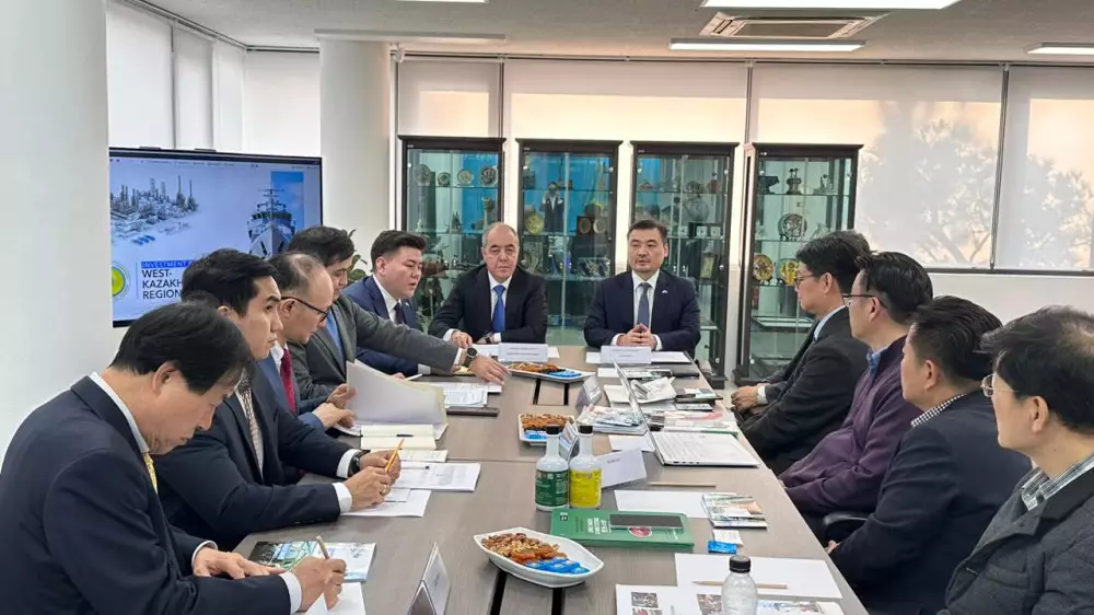Аким ЗКО обсудил новые инвестиционные проекты во время визита в Корею