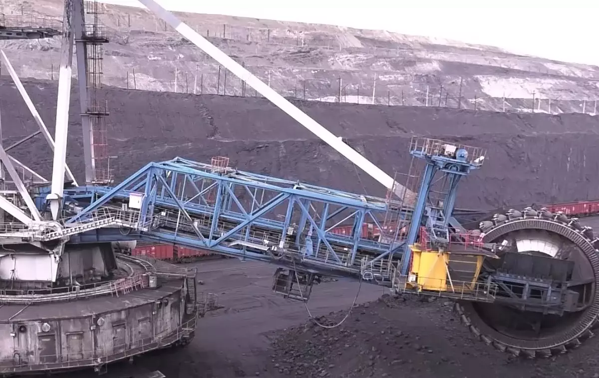 Смертельный удар: на угольном разрезе в Павлодарской области погиб рабочий