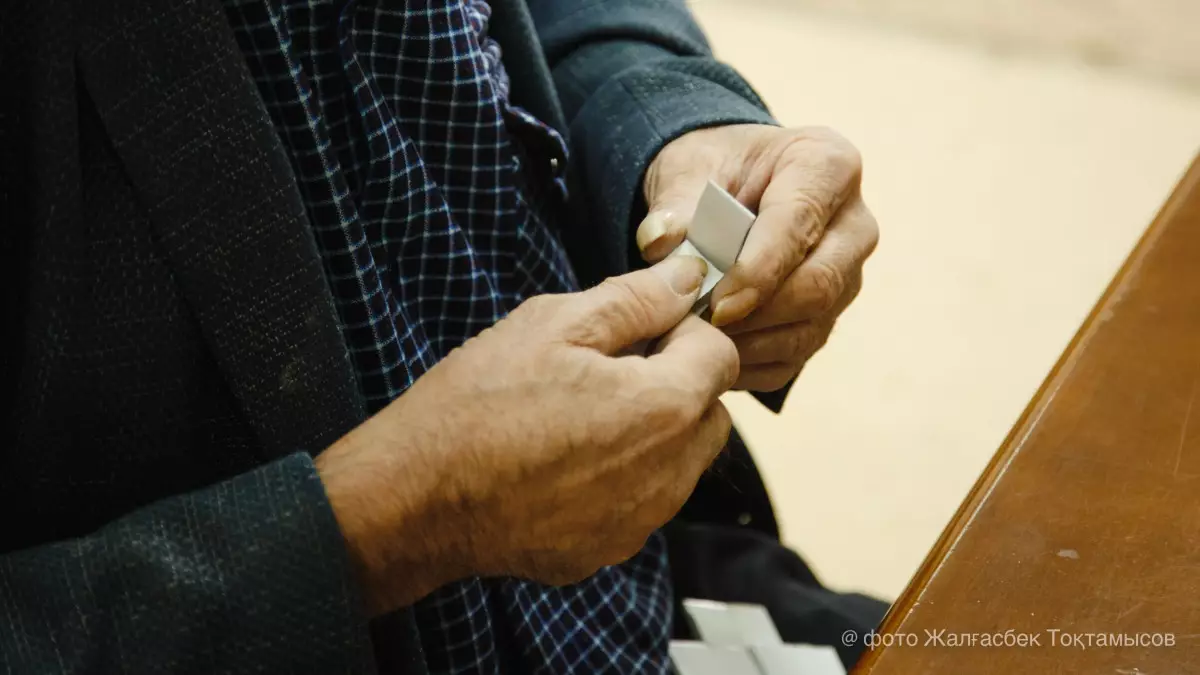 Ғалымдар адамдардың өмір сүру ұзақтығын 150 жасқа жеткізетін таблетка жасады