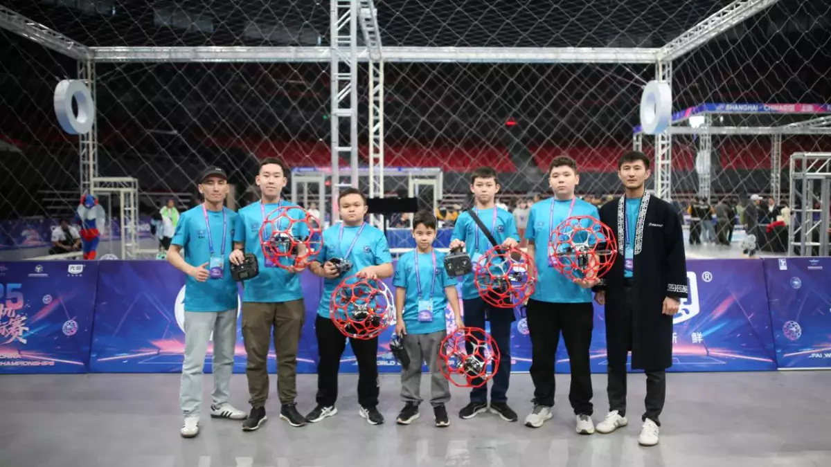 Дрон-футболдан Қазақстан құрамасы ең мықты бес команданың қатарына енді
