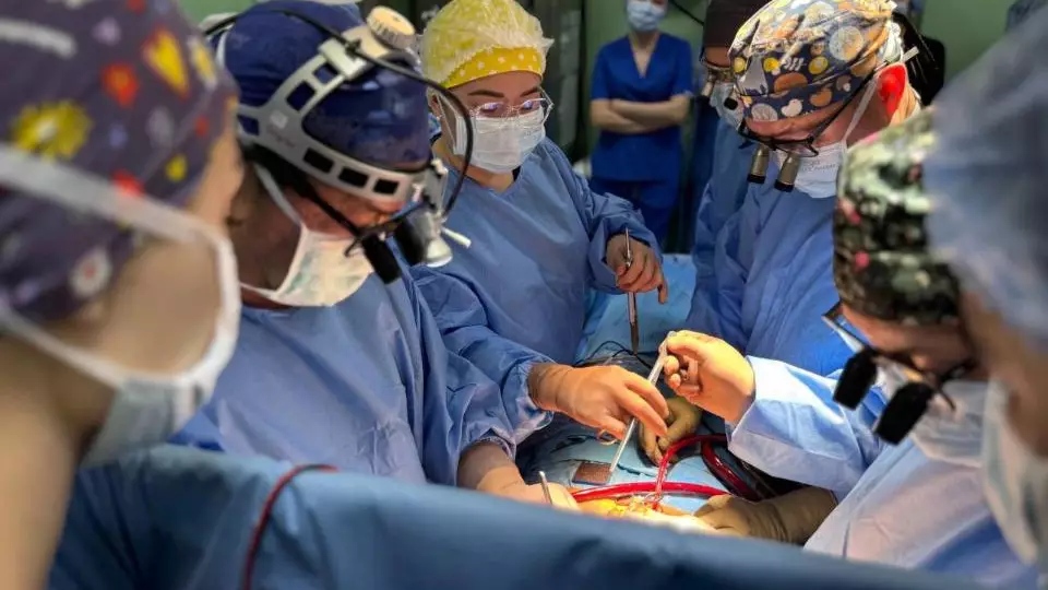 Алматыда алғаш рет жүректі ауыстыру отасы жүргізілді