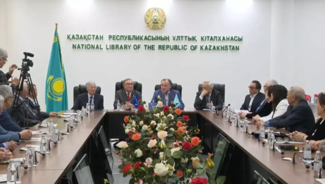 Сборник эссе Кул-Мухаммеда презентовали в Национальной библиотеке