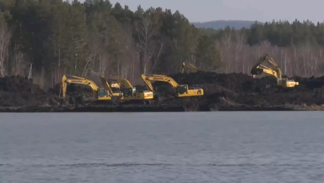 В Акмолинской области обновили 11 гидротехнических сооружений