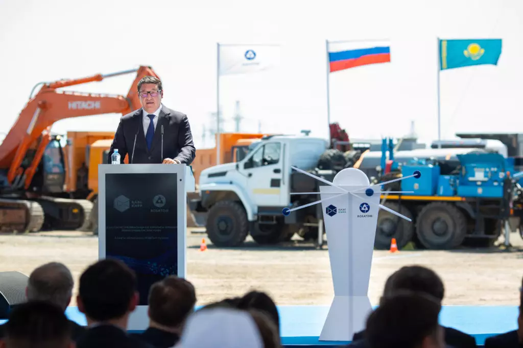 Казахстан в 2029 году планирует первую заливку бетона на первой АЭС Балхаш.