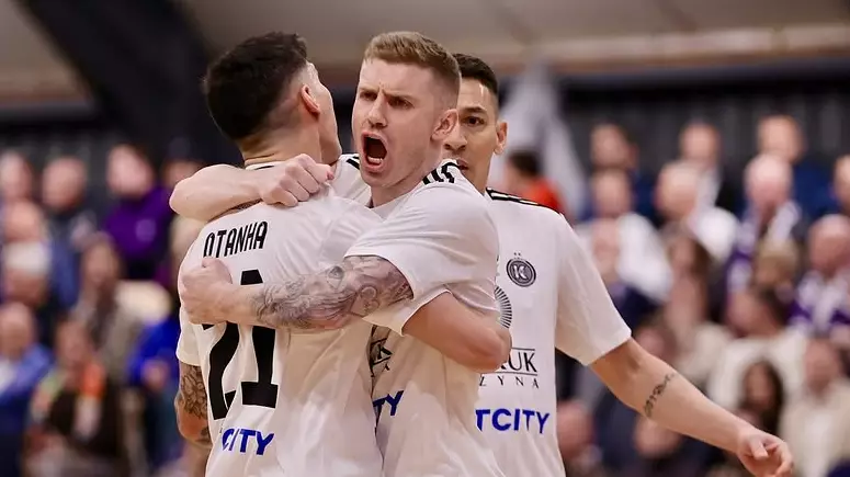 "Кайрат" отыгрался с 1:3, забил семь голов и одержал гостевую победу в Лиге чемпионов