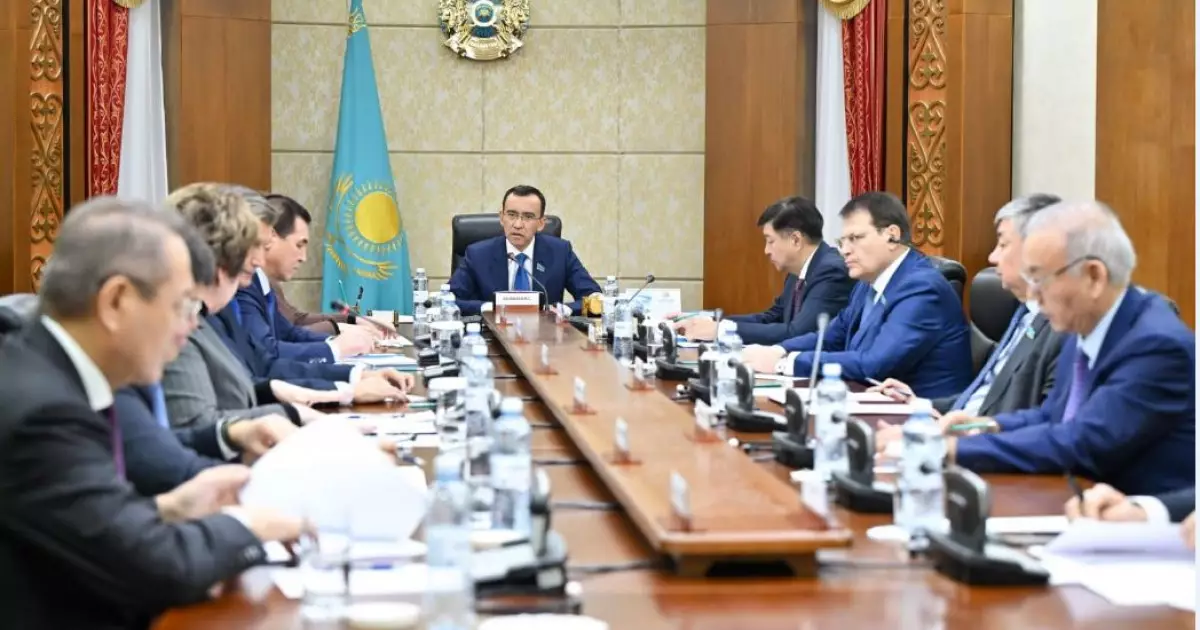   Сенат су туралы заңды қарайды   