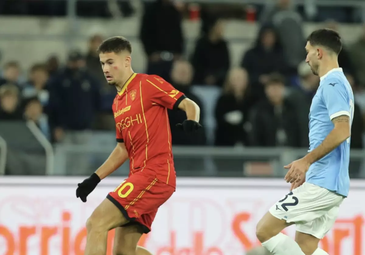 Футболисты вышли на поле с женскими именами на футболках в поддержку кампании против насилия