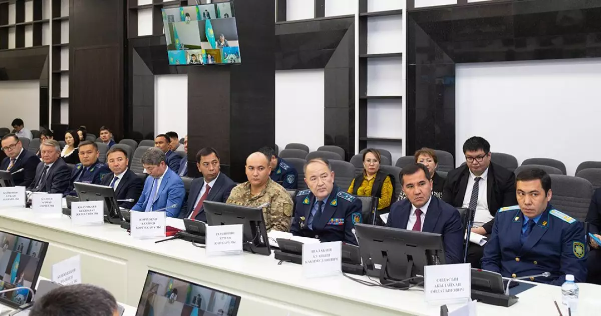   Құқықтық мәселелер қаралды   