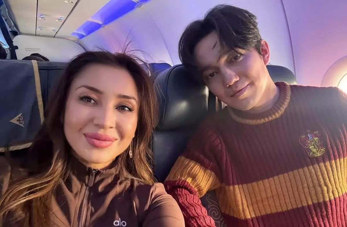 «Күзетсіз, понтсыз»: Димашпен ұшақта қатар отырған жалғызбасты әйел алған әсерімен бөлісті