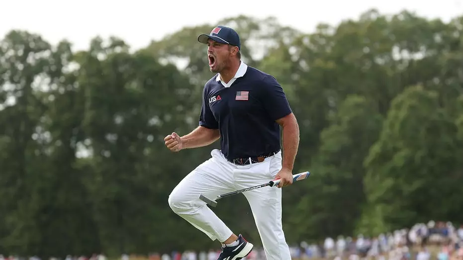 Двукратный чемпион США в открытом чемпионате Брайсон Дечембо продолжает оттачивать каждую грань своей игры.