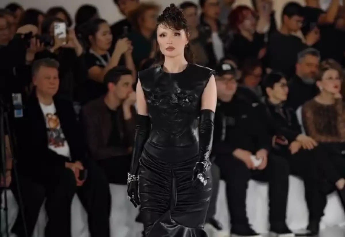 Супруга Кайрата Нуртаса улетела в Россию