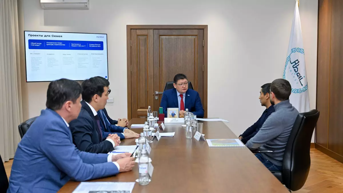 Семейде балаларға арналған футзал академиясын салу мәселесі талқыланды