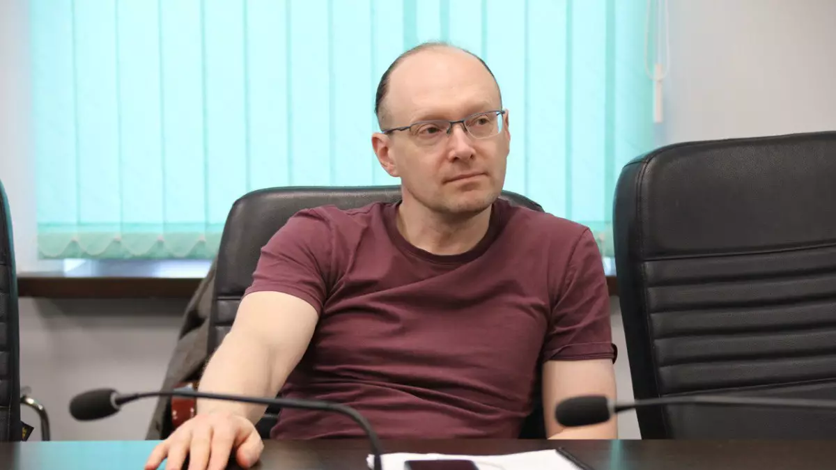 Мы до сих пор разгребаем последствия советской психиатрии: интервью с экспертом ЮНИСЕФ Виталием Климчуком