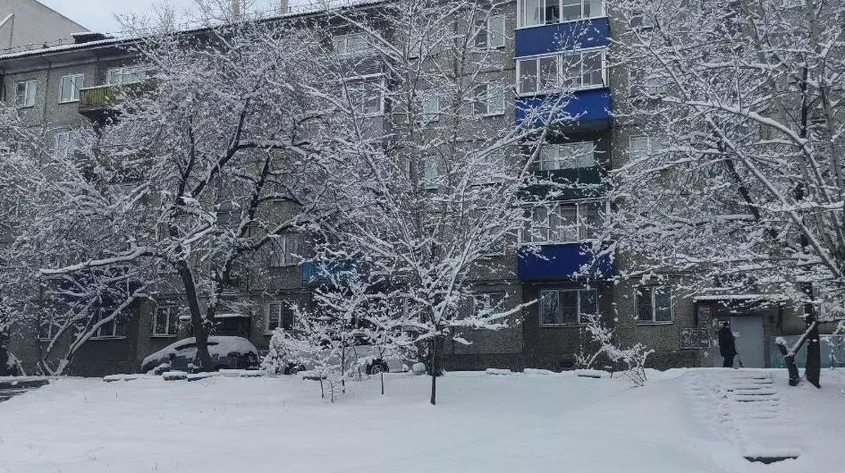 В Усть-Каменогорске за сутки выпала половина месячной нормы снега