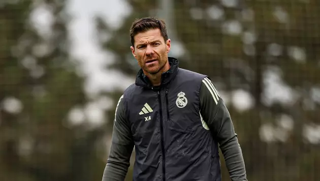 Хаби Алонсо согласился возглавить "Ливерпуль", а "Реал" выбрал Зидана