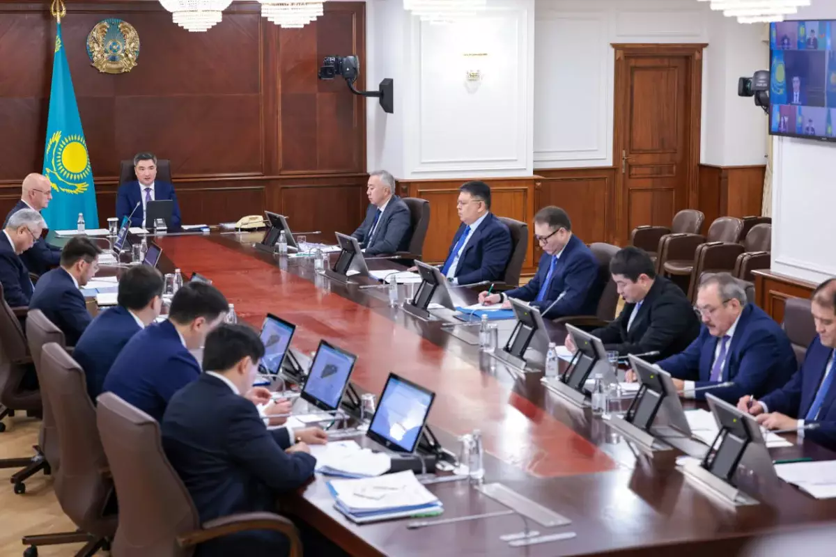 Премьер-министр поручил акиматам обеспечить базовую инфраструктуру для трансграничных хабов
