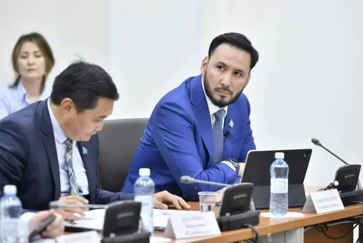 Магазины у дома зарабатывают "копейки": депутат раскрыл, что губит малый бизнес